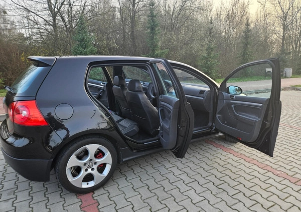 Volkswagen Golf cena 27900 przebieg: 180000, rok produkcji 2004 z Pieszyce małe 742